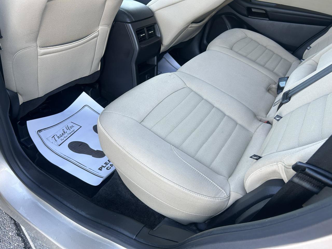 Used 2018 Ford Edge SE AWD/4WD image 9