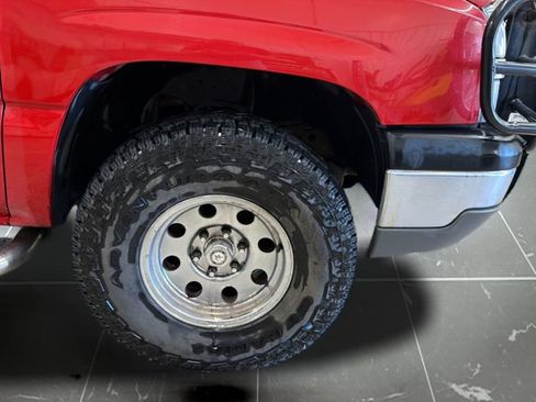 Used 2004 Chevrolet Silverado 1500 LS AWD/4WD image 14