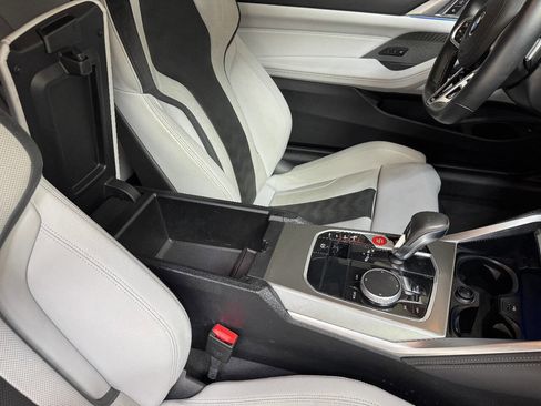 Used 2025 BMW M4 Competition image 34