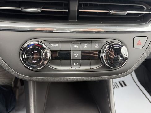New 2026 Buick Envista Preferred FWD image 24