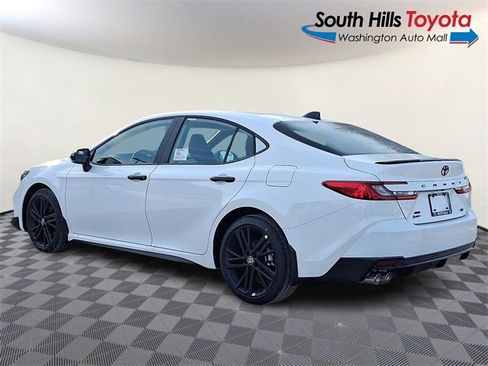 New 2026 Toyota Camry SE Nightshade image 4