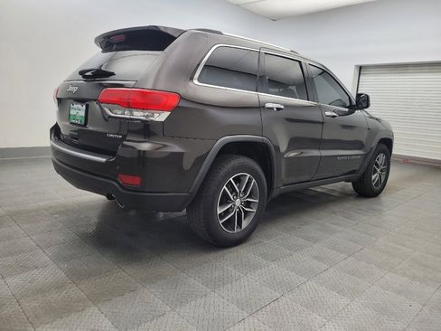 Used 2017 Jeep Grand Cherokee Limited image 9