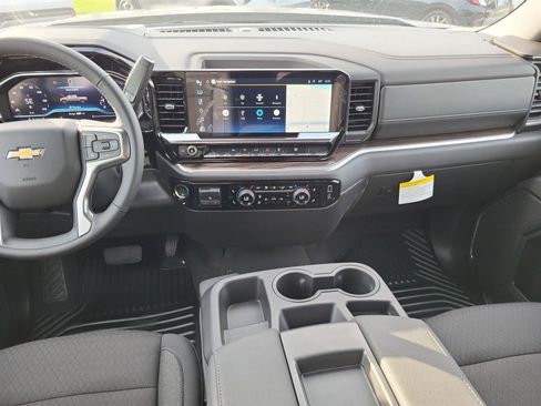 New 2025 Chevrolet Silverado 1500 LT w/ Convenience Package II RWD image 16