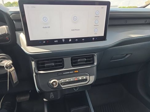 Used 2025 Ford Maverick XL FWD image 16