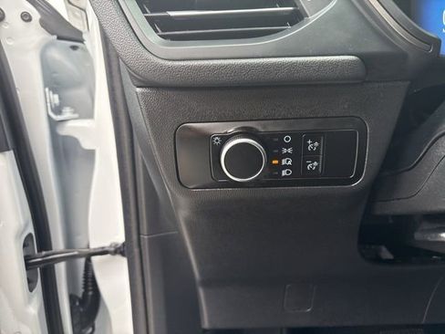 Used 2025 Ford Escape Active image 17