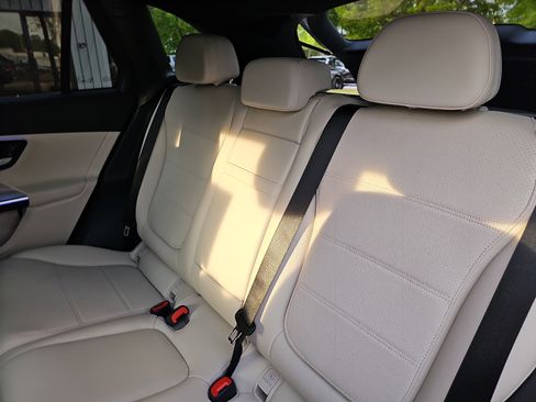 New 2026 Mercedes-Benz GLC 300 image 15