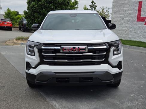 Used 2026 GMC Terrain Elevation FWD image 2