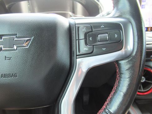 Used 2019 Chevrolet Blazer RS FWD image 25