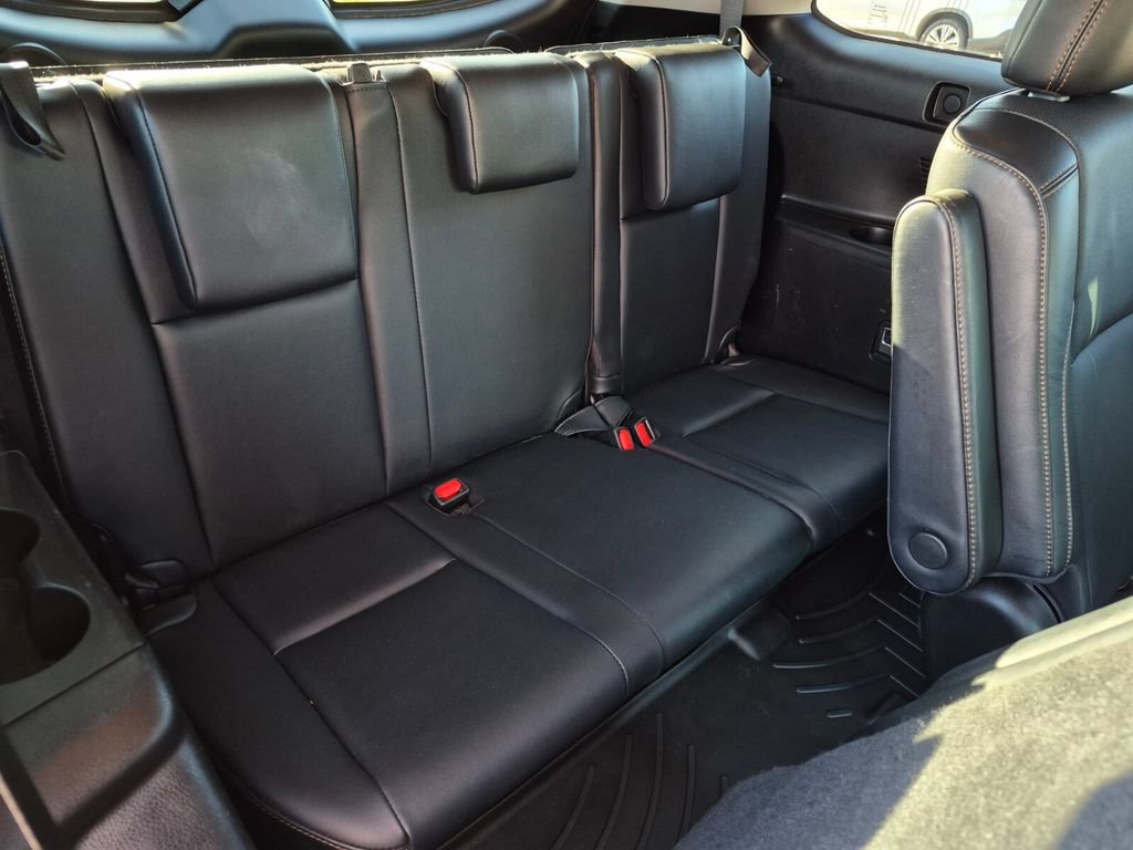 Used 2019 Toyota Highlander Limited FWD image 44