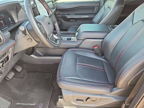 Used 2024 Ford Expedition Limited RWD image 20