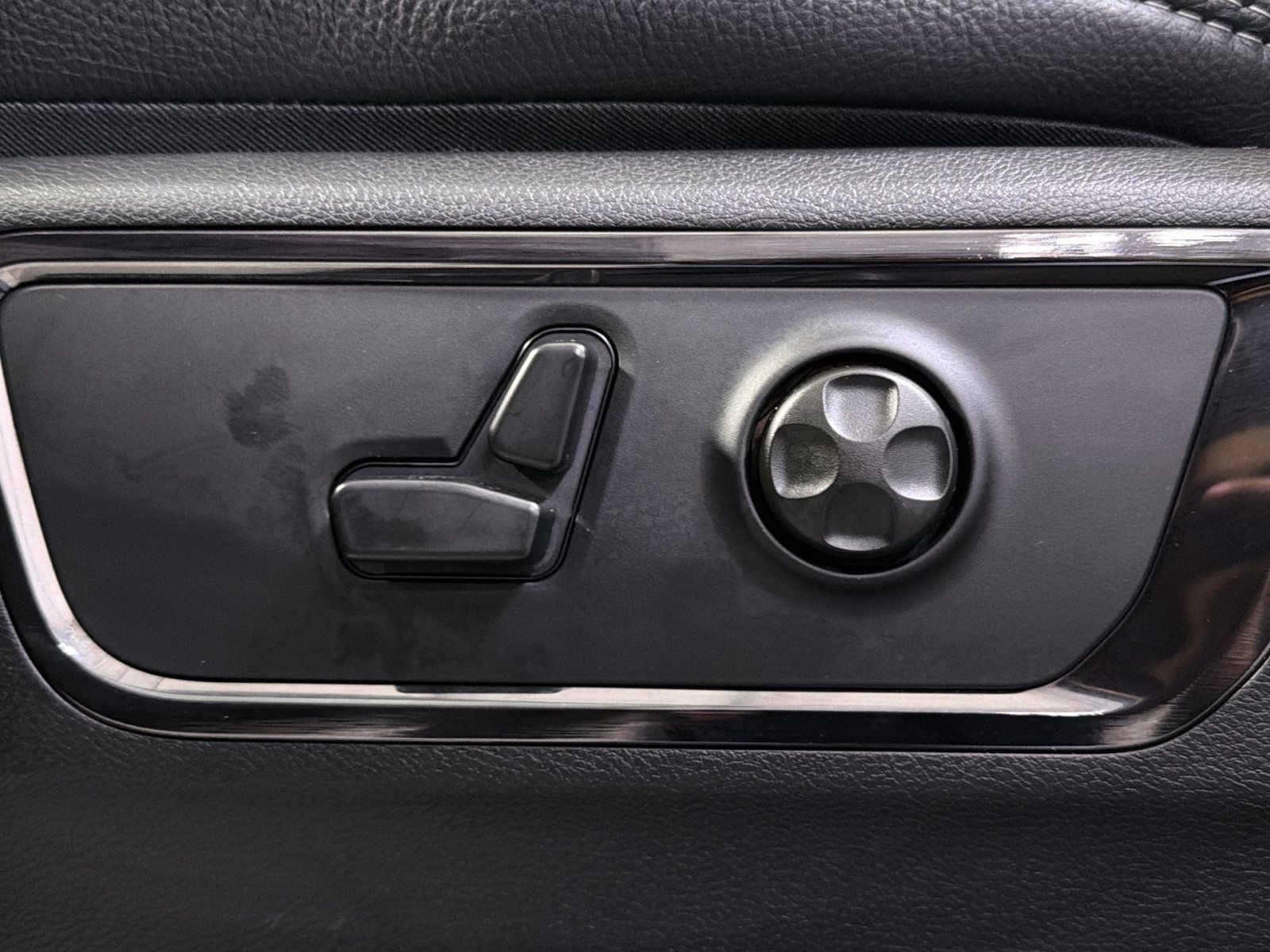 Used 2026 RAM 1500 Limited AWD/4WD image 25