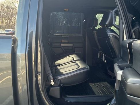 Used 2019 Ford F150 Platinum w/ Equipment Group 701A Luxury image 16