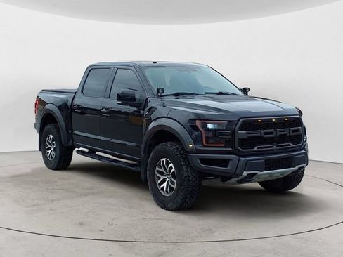 Used 2017 Ford F150 Raptor w/ Equipment Group 802A Luxury AWD/4WD image 7
