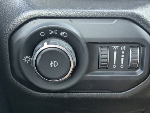 Used 2022 Jeep Wrangler Unlimited Sport image 26