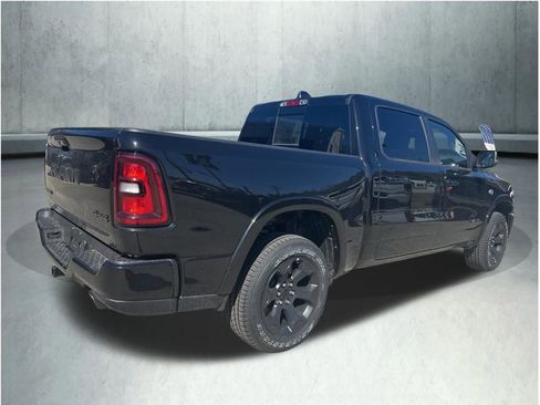 New 2026 RAM 1500 Big Horn AWD/4WD image 6