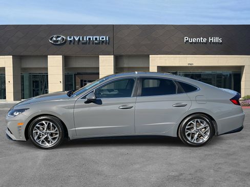 Certified 2022 Hyundai Sonata SEL w/ Convenience Package image 3