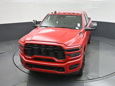 New 2026 RAM 2500 Big Horn AWD/4WD image 32