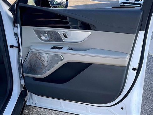 Used 2024 Lincoln Nautilus Reserve w/ Equipment Group 203A image 22