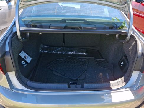 Certified 2022 Volkswagen Jetta Sport FWD image 28