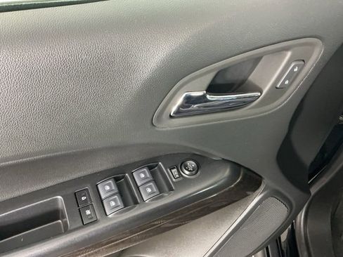 Used 2022 GMC Canyon Elevation image 13