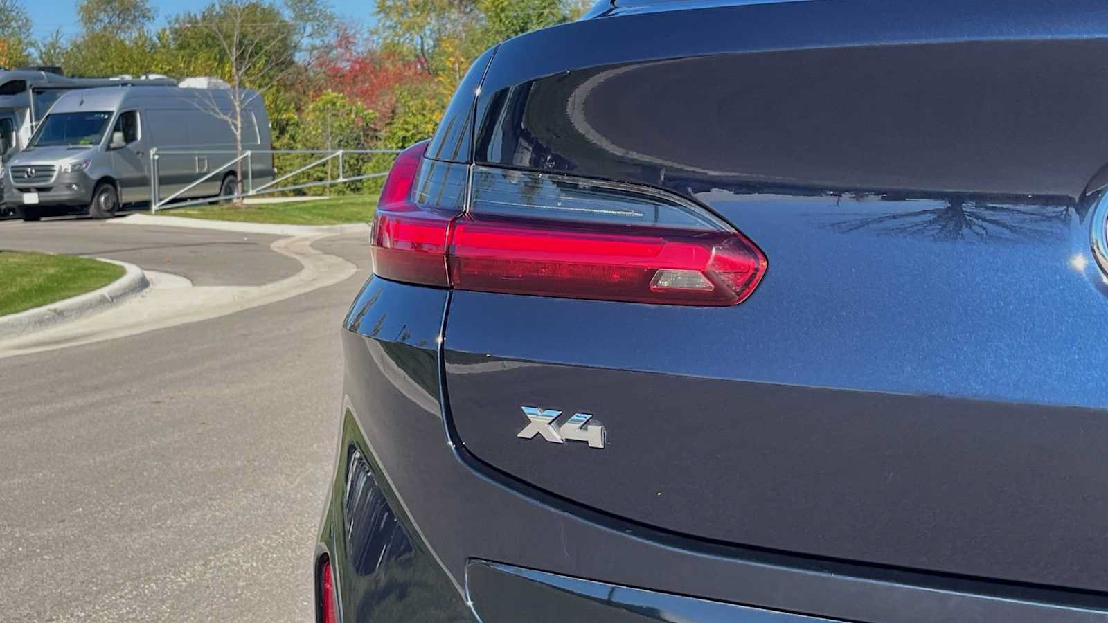 Used 2022 BMW X4 M40i AWD/4WD image 25