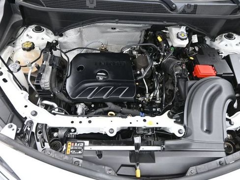 Used 2021 Buick Encore GX Essence w/ Experience Buick Package FWD image 35