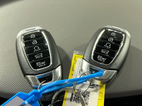 Used 2022 Hyundai Elantra SEL w/ Convenience + Premium Package image 27