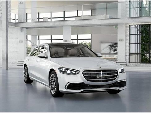 Certified 2026 Mercedes-Benz S 580 4MATIC Sedan image 9