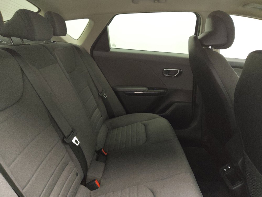 Used 2025 Kia K4 EX FWD image 19