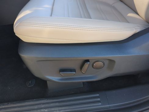 Used 2025 Ford Ranger Lariat w/ Trailer Tow Package image 14