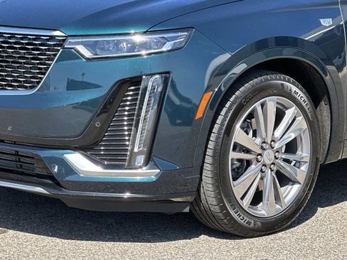 Used 2024 Cadillac XT6 Premium Luxury AWD/4WD image 7