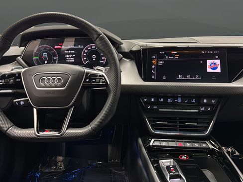Used 2024 Audi RS e-tron GT w/ Carbon Performance Package AWD/4WD image 11