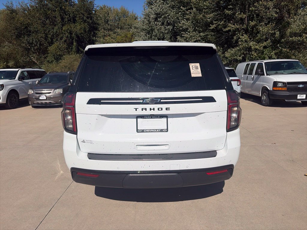 Used 2024 Chevrolet Tahoe Z71 w/ Luxury Package AWD/4WD image 8