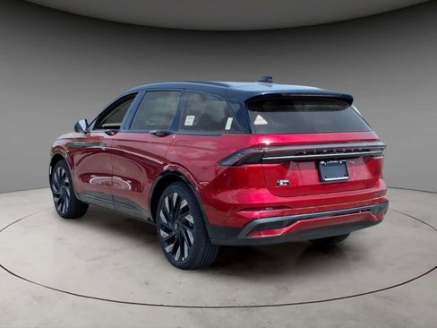 New 2026 Lincoln Nautilus Reserve w/ Jet Appearance Package AWD/4WD image 3