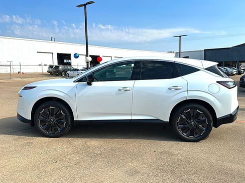 New 2026 Nissan Murano Platinum w/ Cargo Package AWD/4WD image 3
