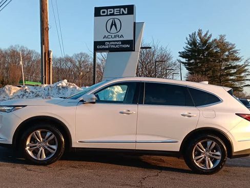 Used 2023 Acura MDX SH-AWD image 2
