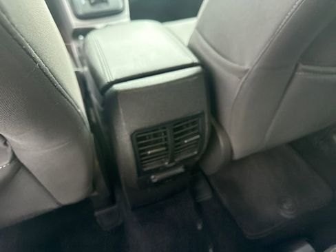 Used 2014 Ford Escape SE w/ Equipment Group 201A FWD image 17