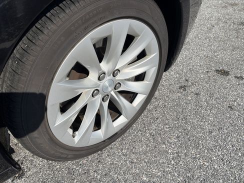 Used 2018 Tesla Model S 75D image 14