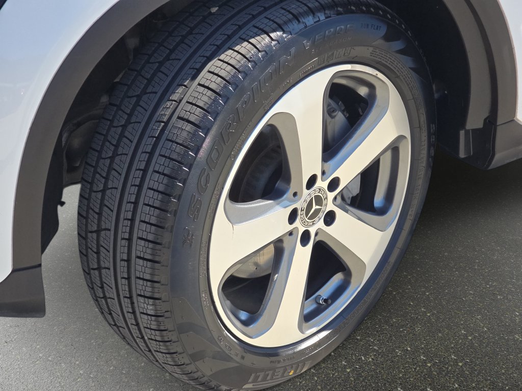Used 2022 Mercedes-Benz GLC 300 image 34