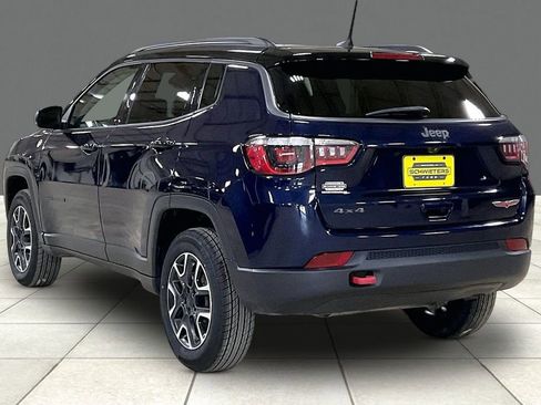Used 2019 Jeep Compass Trailhawk w/ Cold Weather Group AWD/4WD image 11