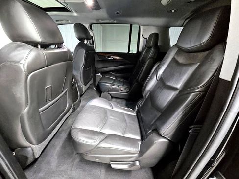 Used 2015 Cadillac Escalade ESV Luxury image 15