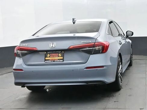 Used 2024 Honda Civic Touring image 8