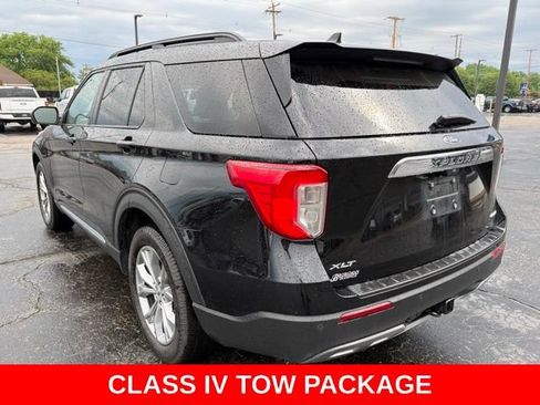 Used 2022 Ford Explorer XLT w/ Equipment Group 202A AWD/4WD image 5