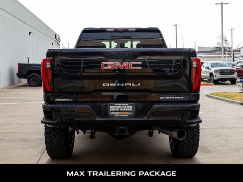 Used 2024 GMC Sierra 2500 Denali w/ Denali Reserve Package image 8