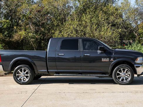 Used 2016 RAM 2500 SLT image 7