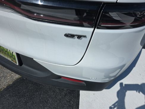 Used 2023 Dodge Hornet GT image 3