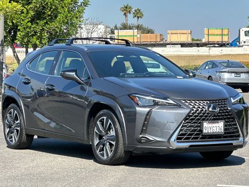 Certified 2025 Lexus UX 300h FWD w/ Accessory Package (Z2) image 7