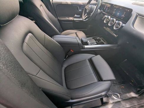 Used 2023 Mercedes-Benz GLA 250 4MATIC image 22