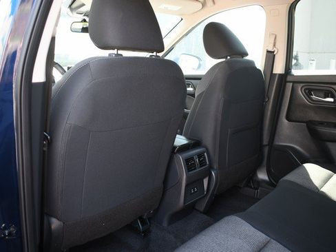 Used 2026 Nissan Rogue SV AWD/4WD image 21