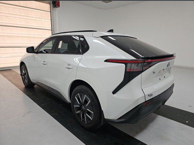 Used 2026 Toyota bZ FWD image 4